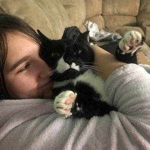 Meet your Posher, Amanda